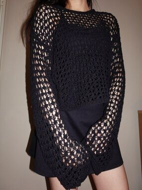 Shade & Shore NWT Black Crochet Knit Top